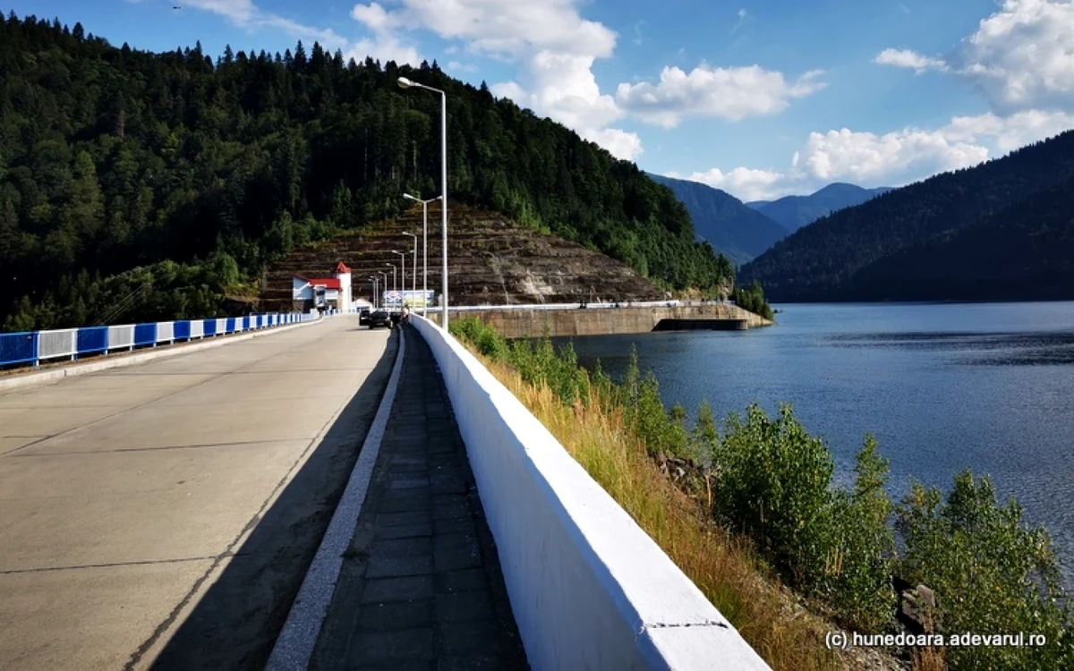 lacul gura apelor foto daniel guta adevarul