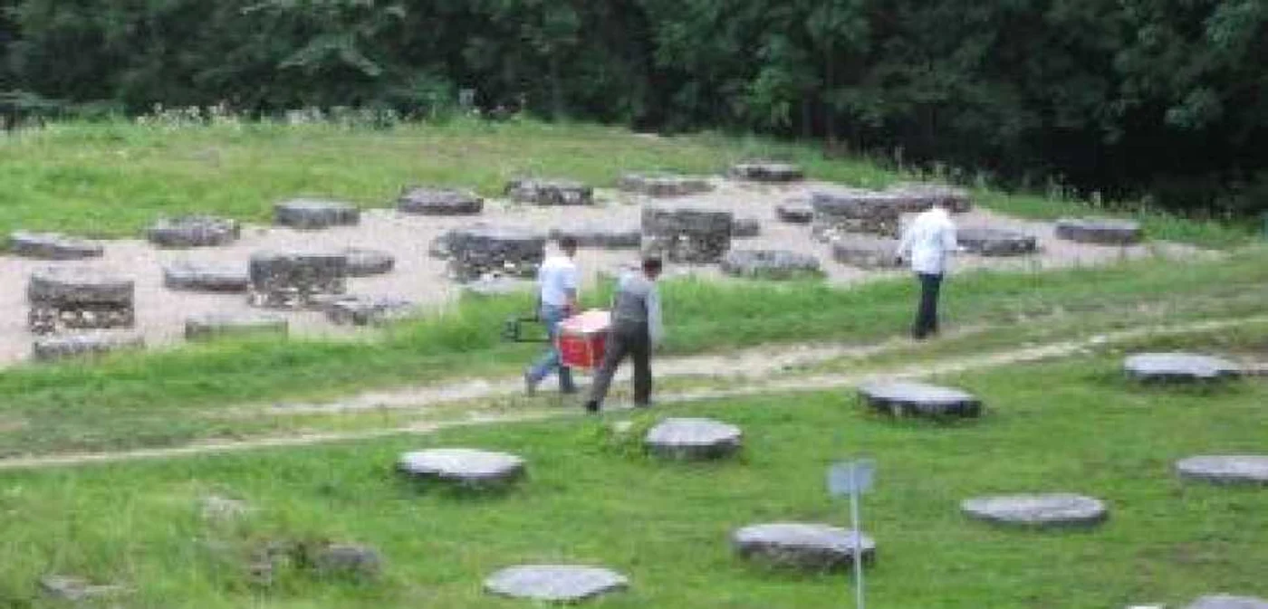 Hunedoara:  UPDATE  Sacrilegiu la Sarmizegetusa Regia: sanctuarul dacilor  „se mută” la Bucureşti