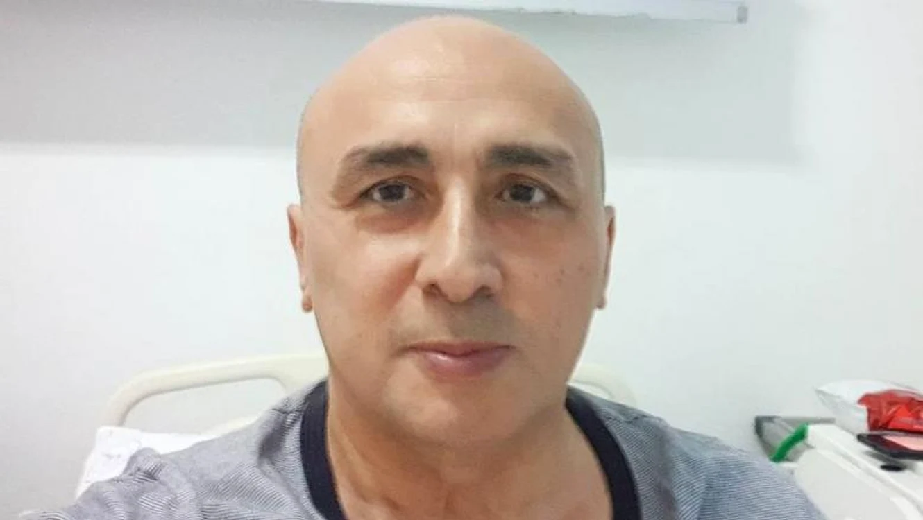 A fost internat  la Spitalul  ”Matei Balş”  din Bucureşti 