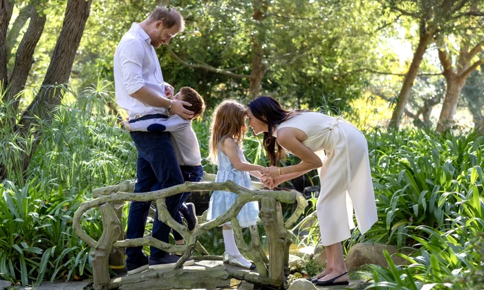 Meghan Harry Archie Lilibet png