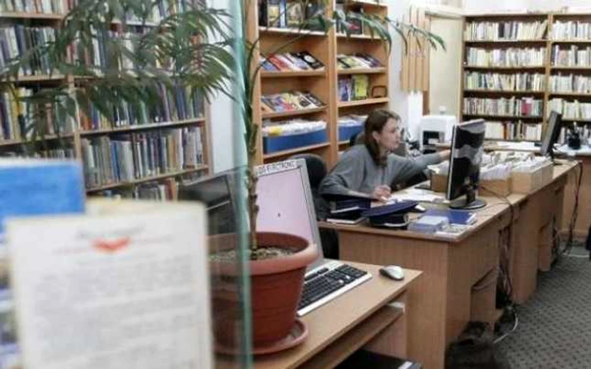 Biblioteca Judeţeană Alexandru şi Aristia Aman