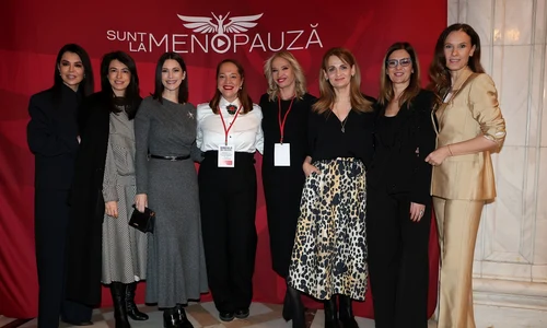 Simona Pătruleasa, Diana Bart, Andreea Berecleanu, Ana Bitu, Ileana Badiu, Elvira Deatcu, Amalia Enache și Ionela Năstase la Palatul Parlamentului FOTO PR (15) jpeg