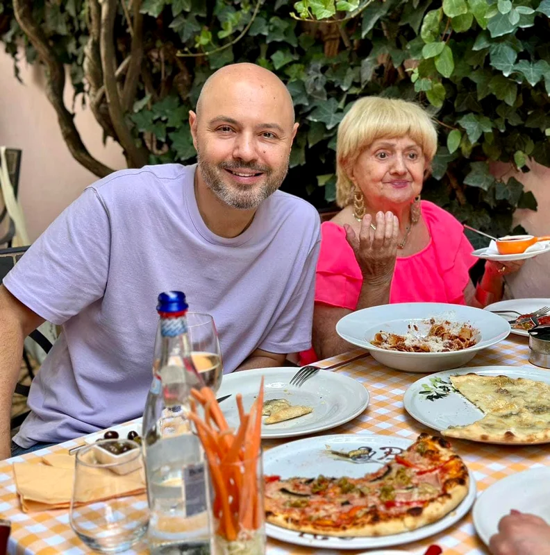  Mihai Mitoseru e fericit atâta vreme cât mama lui e sănătoasă