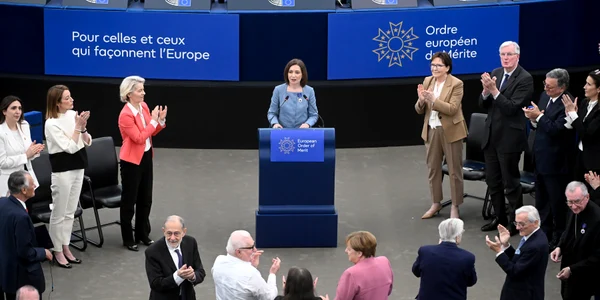 Maia Sandu, decorată cu Ordinul European de Merit FOTO Profimedia