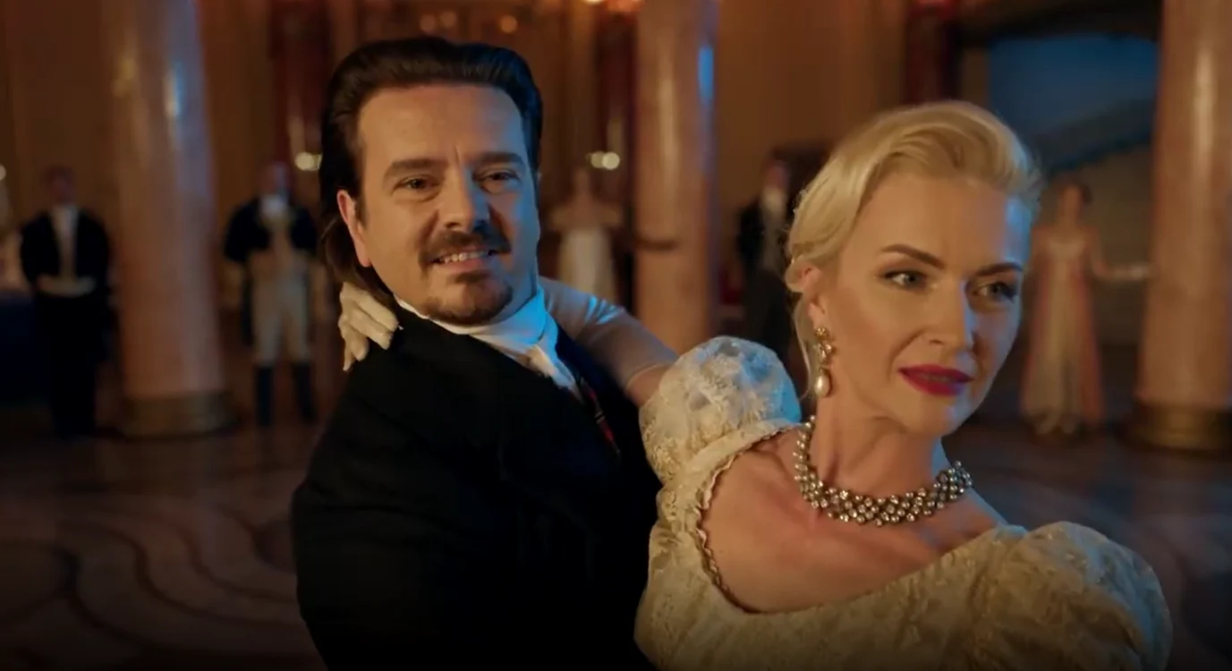 Elwira și Mihai Petre, dans spectaculos în clipul de promovare