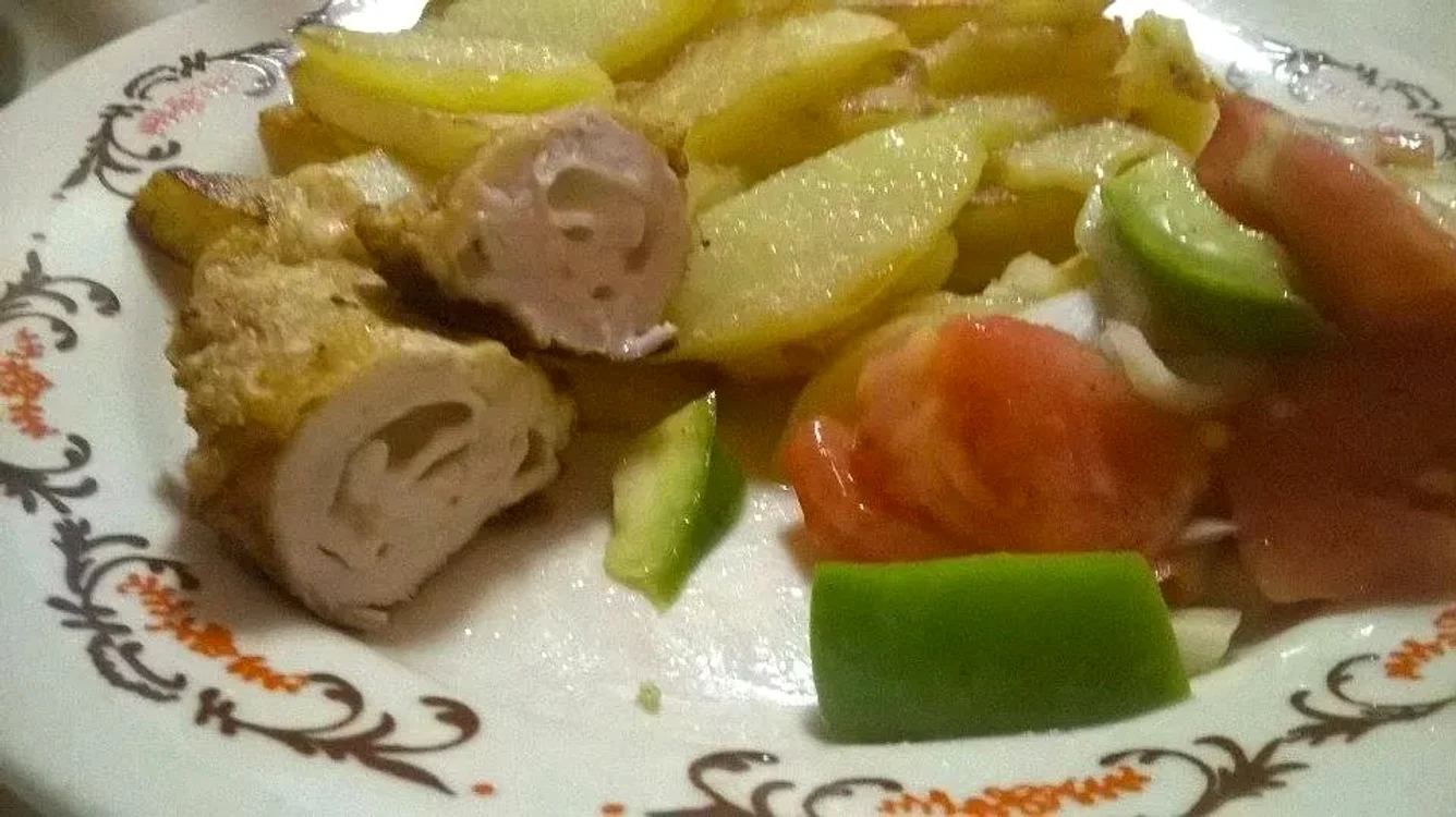 
    Rulouri cu garnitură  