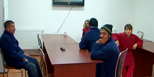 adapost oamenii strazii