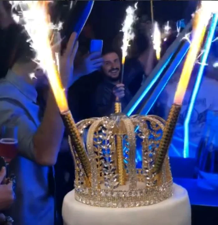 Tortul de la petrecerea aniversară a lui Bote a fost unul spectaculos