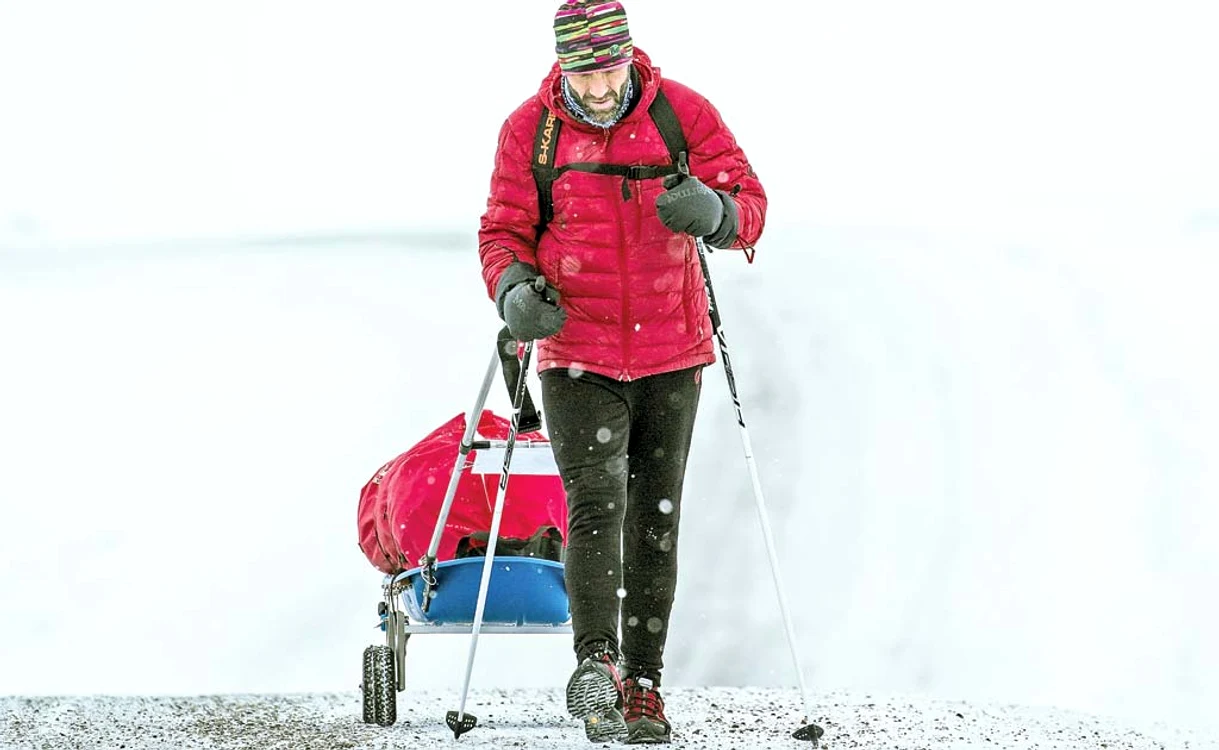 
    Tibi Uşeriu aleargă într-o nouă cursă nebunească la Cercul Polar - Sportivul a ţinut secretă participarea până în ultimul moment  