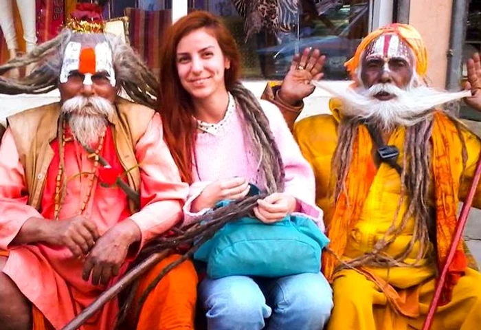 
    Cutremur în Nepal: Elena, unul dintre românii plecaţi în Nepal, a scăpat cu bine după seismFoto: Arhiva personală  