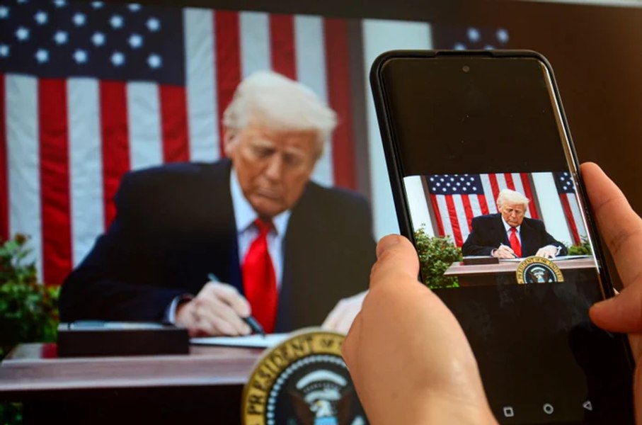 Trump a anunțat semnarea unui acord comercial istoric cu Japonia: „Va crea sute de mii de locuri de muncă. Nu a existat niciodată ceva asemănător”