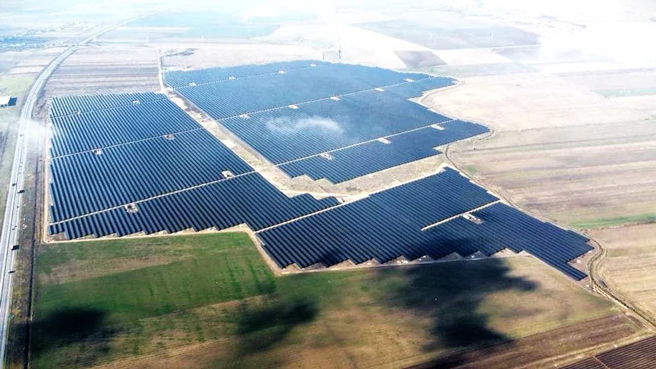 Parc fotovoltaic. FOTO Ionuț Bănică