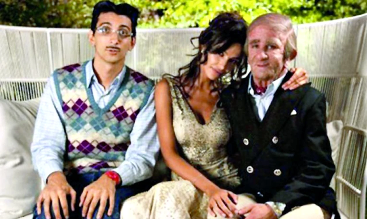 Mădălina Ghenea joacă rolul unei  rusoaice celebre  în filmul  “I solti idioti”