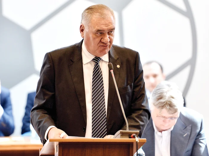 Gheorghe Chivorchian este, din martie 2014, secretarul general al FRF
