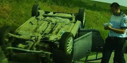 masina rasturnata Galati