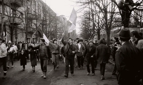 O frunză în vînt (după 30 de ani) jpeg