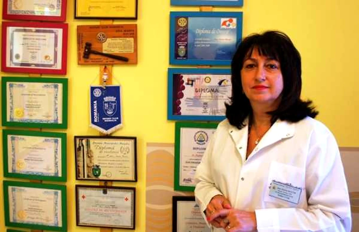 Dr. Ana Maria Bucur
