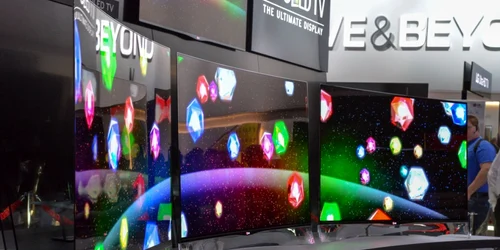 lg oled foto the verge