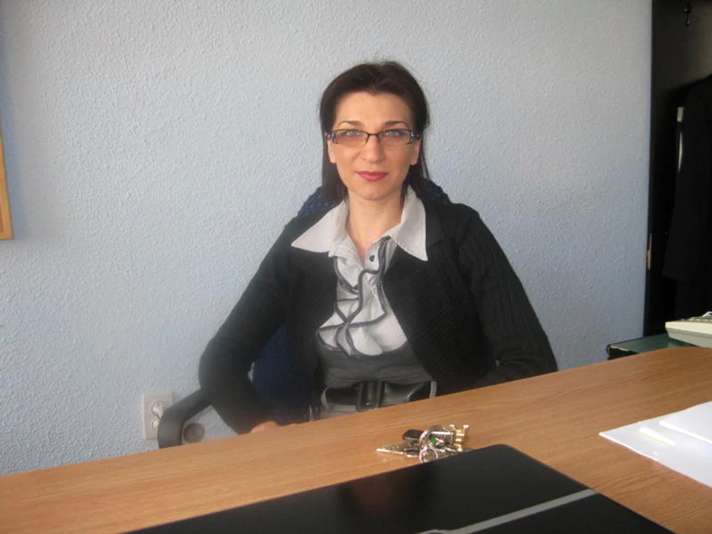 Profesoara Cornelia Conon e pasionată de grafică şi design