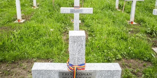 Cimitirul Internaţional al Eroilor din Valea Uzului FOTO Mugur Vărzariu