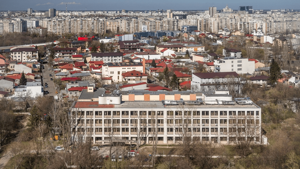 Locuințele devin tot mai greu accesibile românilor pe fondul scumpirii creditelor
