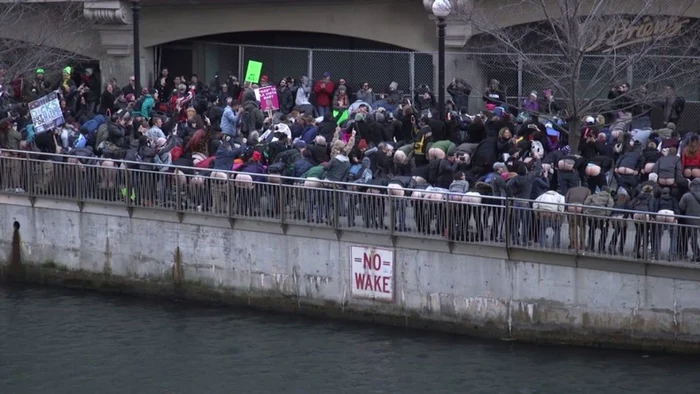Flash mob anti-Trump la Chicago FOTO Captură de ecran RUPTLY via RT