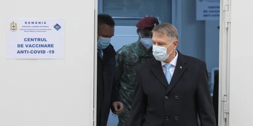 Institutul Cantacuzino - stocare vaccin Covid 19 - Klaus Iohannis / FOTO Inquam Photos / Octav Ganea / 18 dec 2020