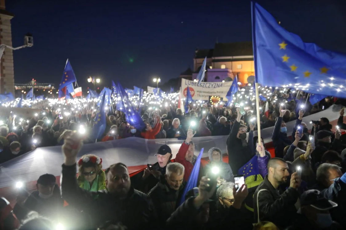 Protest manifestatie pro-UE în Polonia - 10 octombrie 2021. FOTO EPA EFE