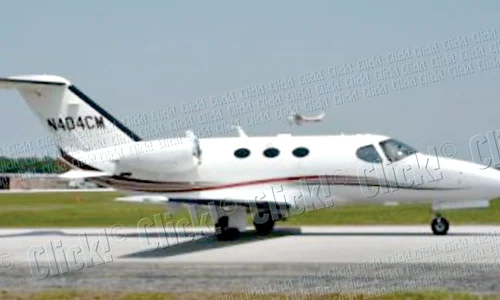Iordache are şi un avion cu  patru locuri, în valoare  de 3 milioane de euro jpeg