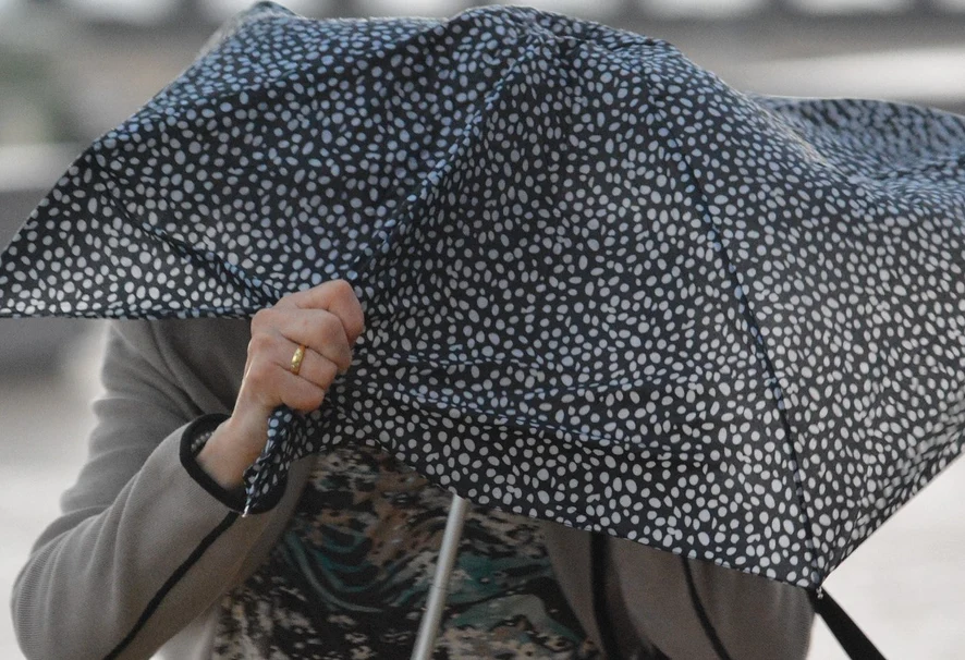 Umbrelele sunt folositoare în acest weekend Arhivă Adevărul