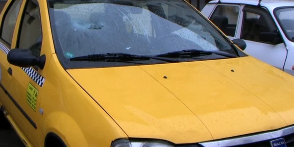 taximetrist injunghiat