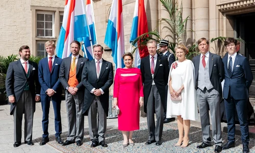 Marele Duce Henri și Marea Ducesă Maria Teresa cu Prințul moștenitor Guillaume și Prințesa Stephanie la Ziua Națională a Luxemburgului 2025  FOTO Marea Curte Ducală (11) jpg