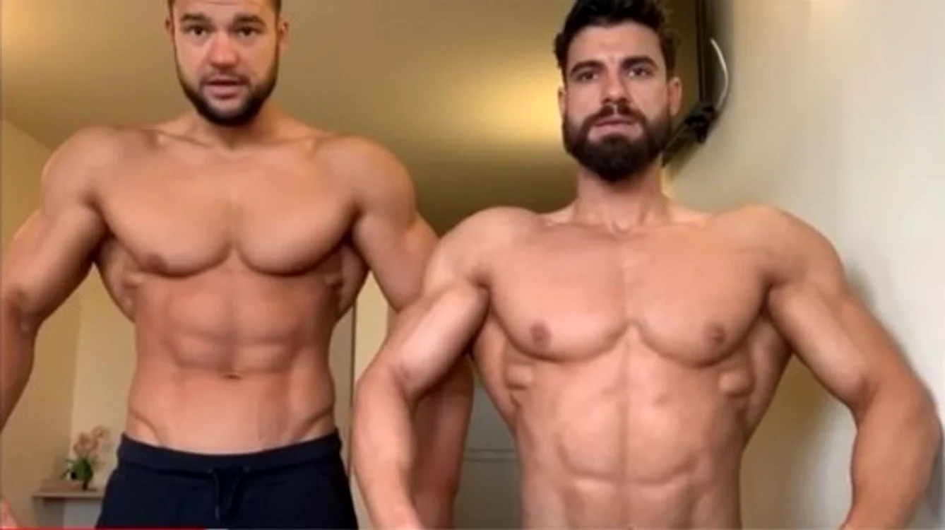 
    Burlacul Andi Constantin face sport alături de fratele său, Remus BoroiuFoto: OK Magazin  