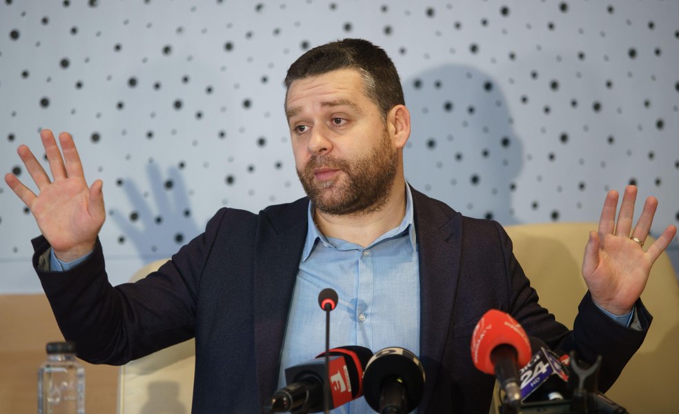 Scandalul sondajelor continuă. Ciucu respinge acuzațiile de manipulare: „Nouă ne-ar fi și rușine să venim cu sondaje false”