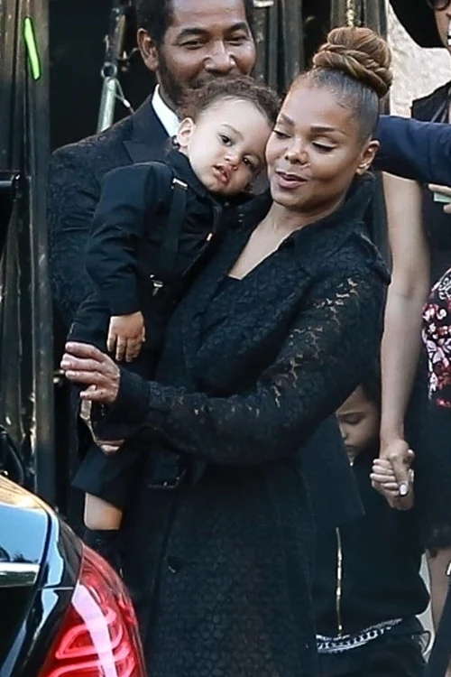 *PREMIUM EXCLUSIVE* Janet Jackson attends Joe Jackson's Funeral Luncheon with son Eissa jpeg