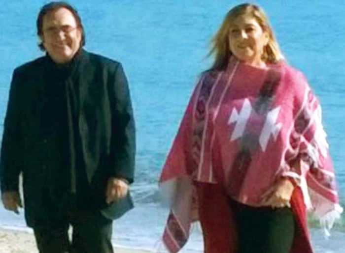 
    1985. Erau căsătoriţi  şi în mare vogă,  la Sanremo   