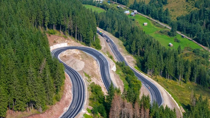 Drumul care va lega Vatra Dornei de Toplița, surprins în imagini spectaculoase.