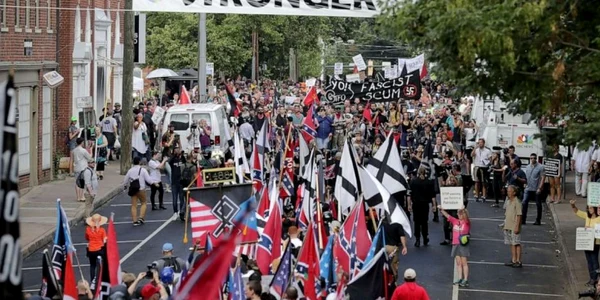 Mars neonazisti adepti suprematia albilor
