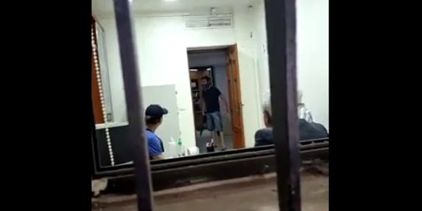 Angajatii unei banci din Beirut sunt ostatici / Foto captură Video / Twitter