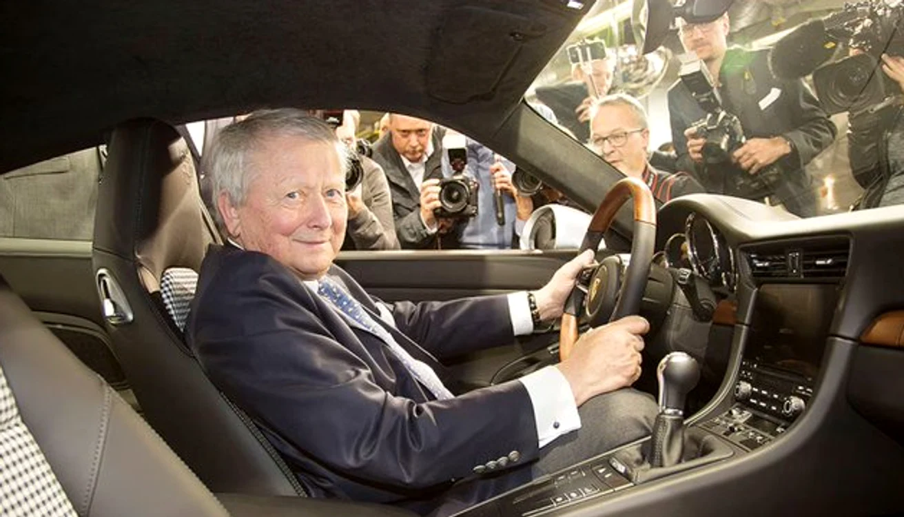 Miliardarul Wolfgang Porsche își sapă tunel privat FOTO: X