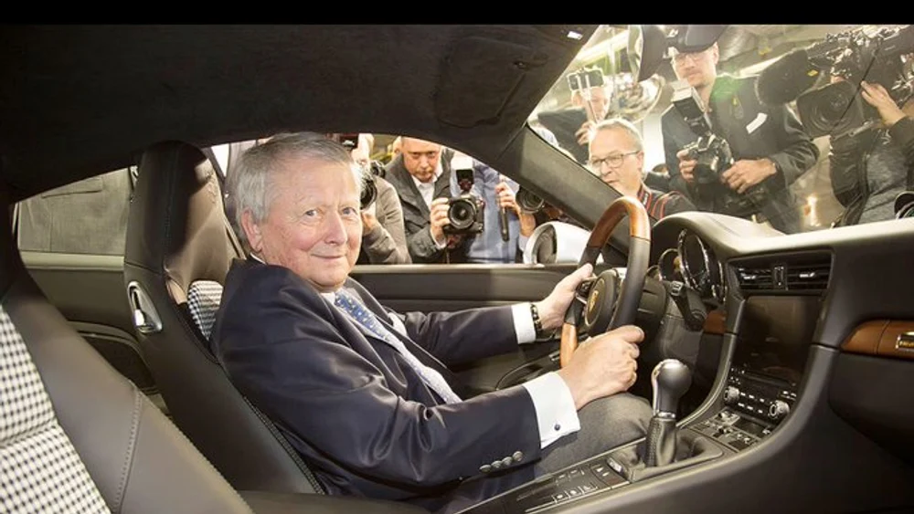 „Tratament preferențial pentru super-bogați”: Miliardarul Porsche primește undă verde pentru un tunel privat printr-un deal protejat