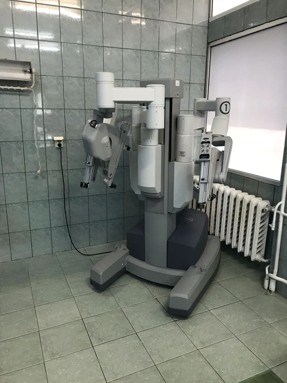 robot da vinci cluj 2017 foto spitalul clujana