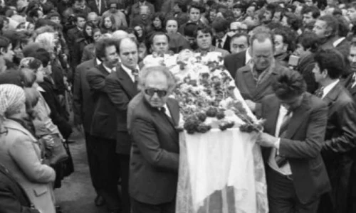 Misterele morţii celor mai mari zece scriitori români: ce i a adus, de fapt, sfârşitul lui Eminescu  Sadoveanu, asasinat de un mason? jpeg