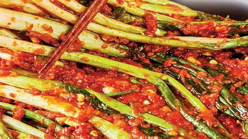 kimchi de ceapa verde jpg