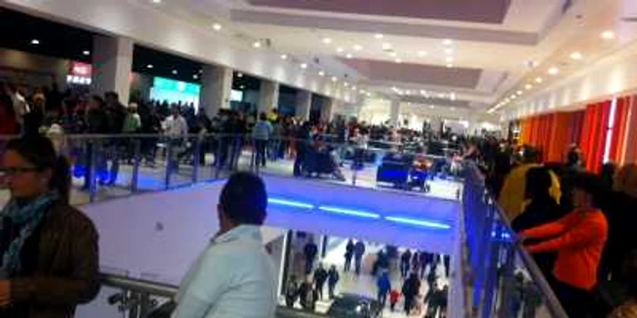 Orădenii s-au înghesuit la Oradea Shopping City