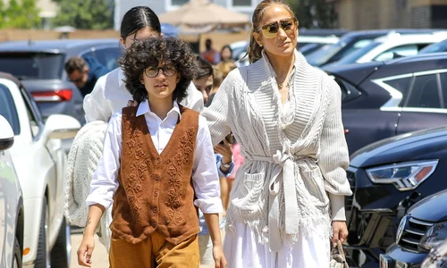 Emme fiica lui Jennifer Lopez e de genul neutru ei (1) jpg