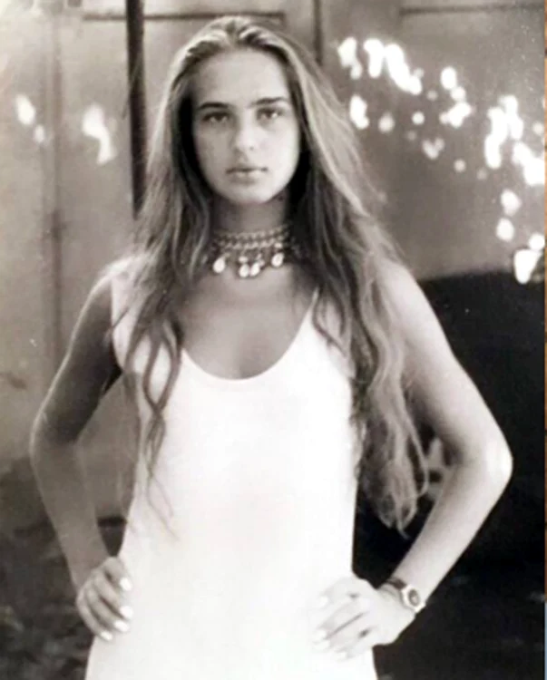 Așa arăta la  15 ani, când  practica atletismul