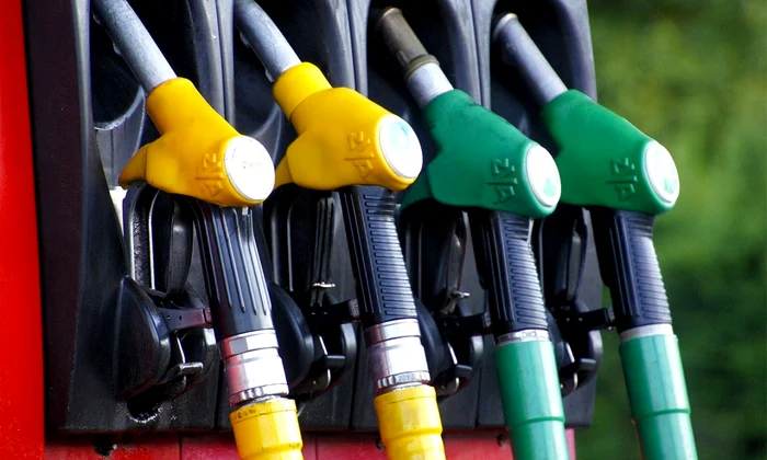pompa-benzina carburanti