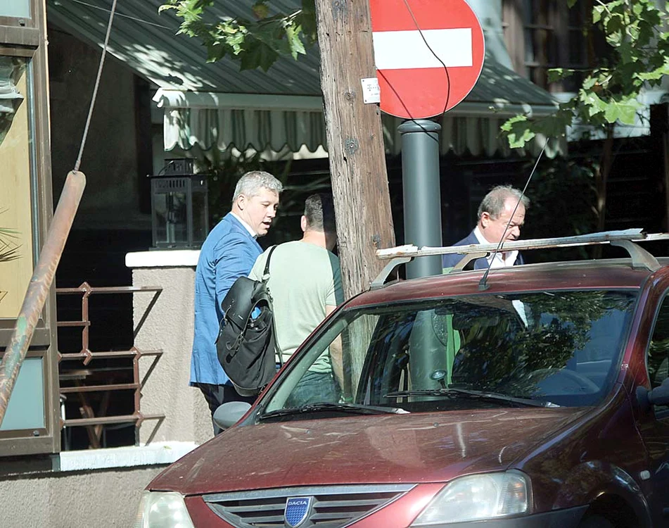 Politicianul a luat masa  cu Vasile Blaga, culmea!,  la un restaurant de fiţe