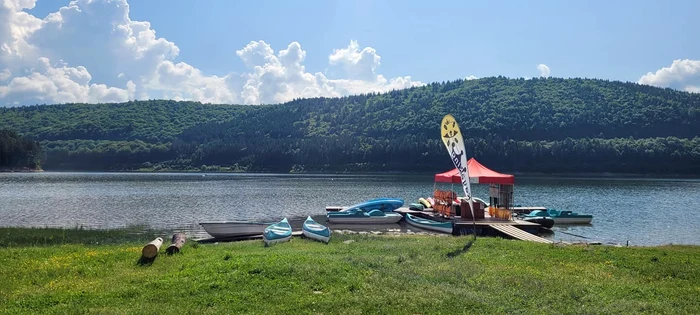 Lacul Zetea FOTO FB